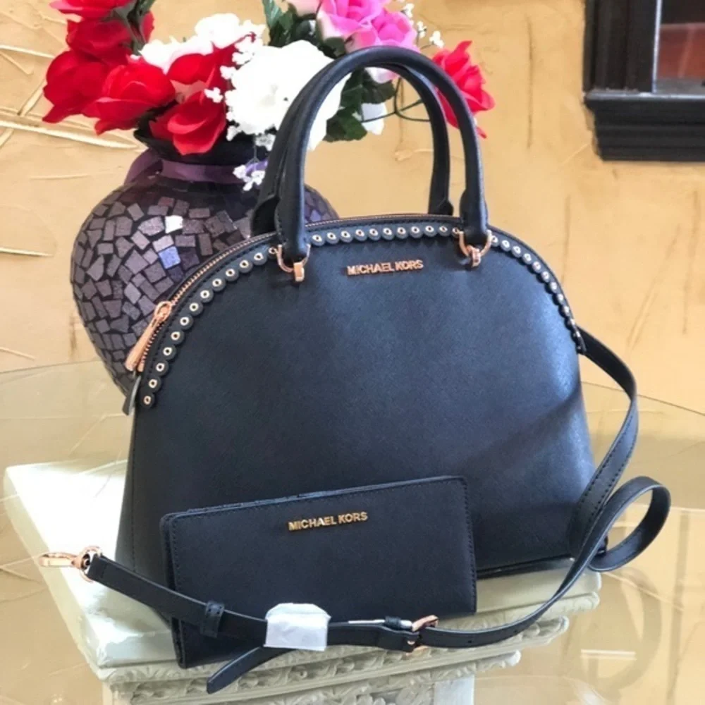 Michael kors Emmy Large dome satchel+Wallet Set